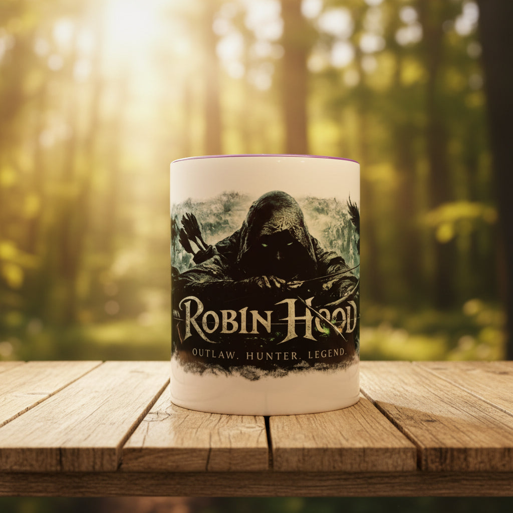 Robin Hood Tasse 330ml mit düsterem Fantasy-Motiv, Kapuzenfigur, Bogen und Raben in mystischer Waldkulisse.