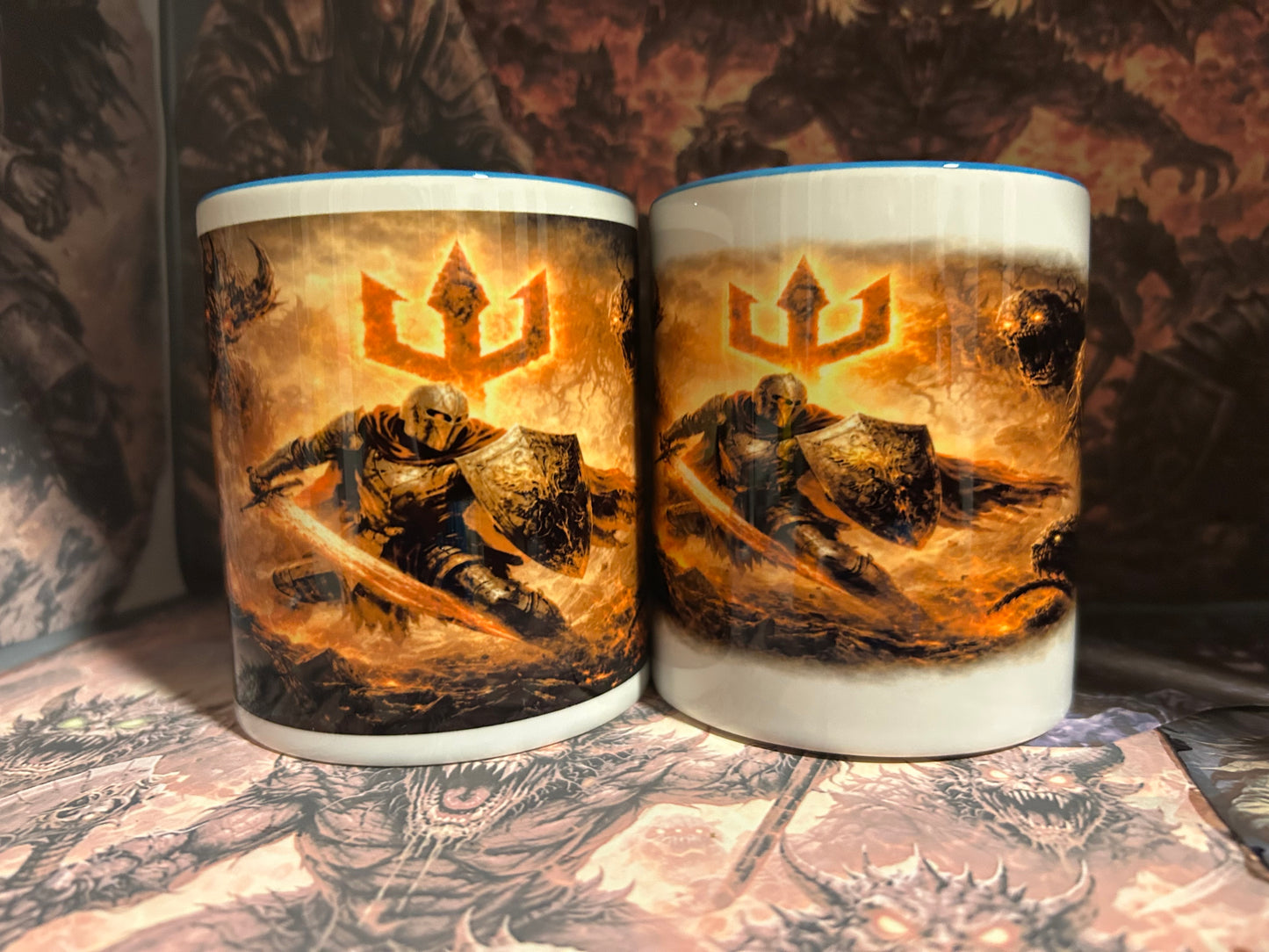 Dark Fantasy Ritter Tasse mit Monster-Motiv – Epischer Mittelalter Keramikbecher 330 ml