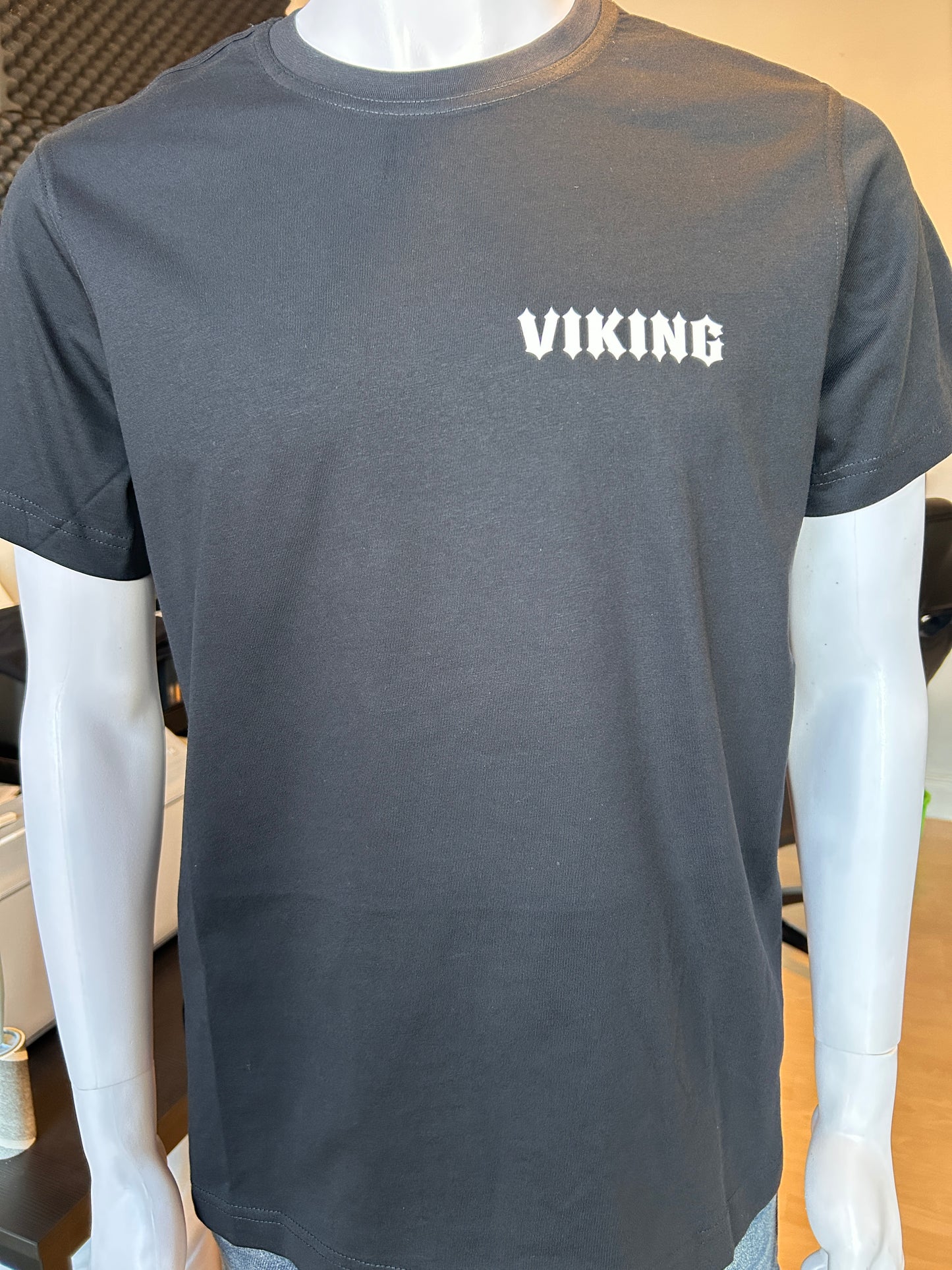 Viking Valhalla T-Shirt – Wikinger Runen Design | Premium Baumwolle 190 g/m²